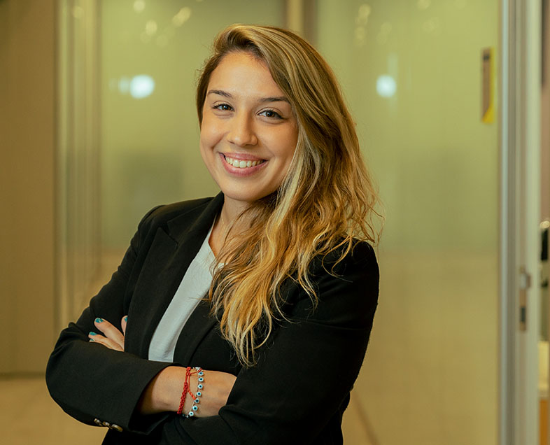 Ana Carolina Carpegiani Peyres Neves Ana Carolina Carpegiani Peyres Neves