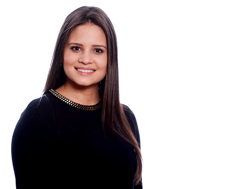 Emily de Oliveira Correia Emily de Oliveira Correia