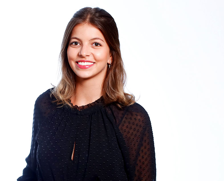 Thaís Blumer Albanezi