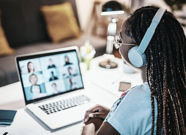 A possibilidade de realização de assembleias virtuais pelos condomínios edilícios e de conversão das reuniões em sessões permanentes