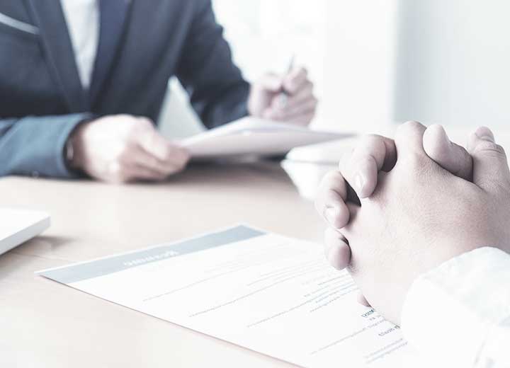 Brasil adota contratos de trabalho intermitente: uma análise dos desafios e vantagens dessa nova forma de contratação