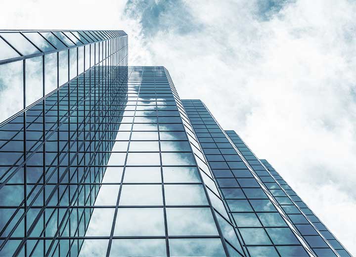 Bilateral margin requirement for over-the-counter derivatives